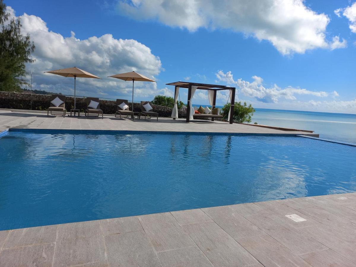 Villa Bluu จัมเบียนี ภายนอก รูปภาพ