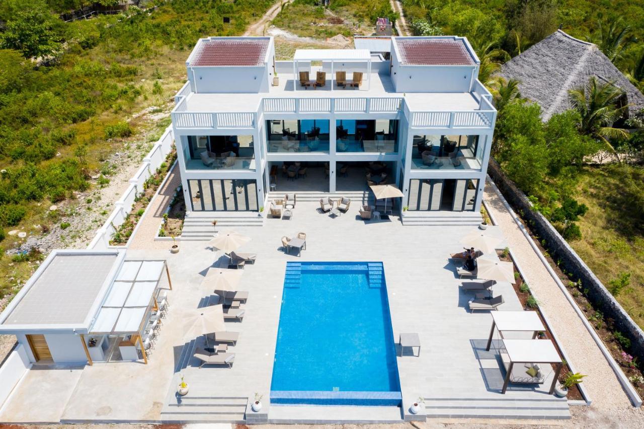 Villa Bluu จัมเบียนี ภายนอก รูปภาพ